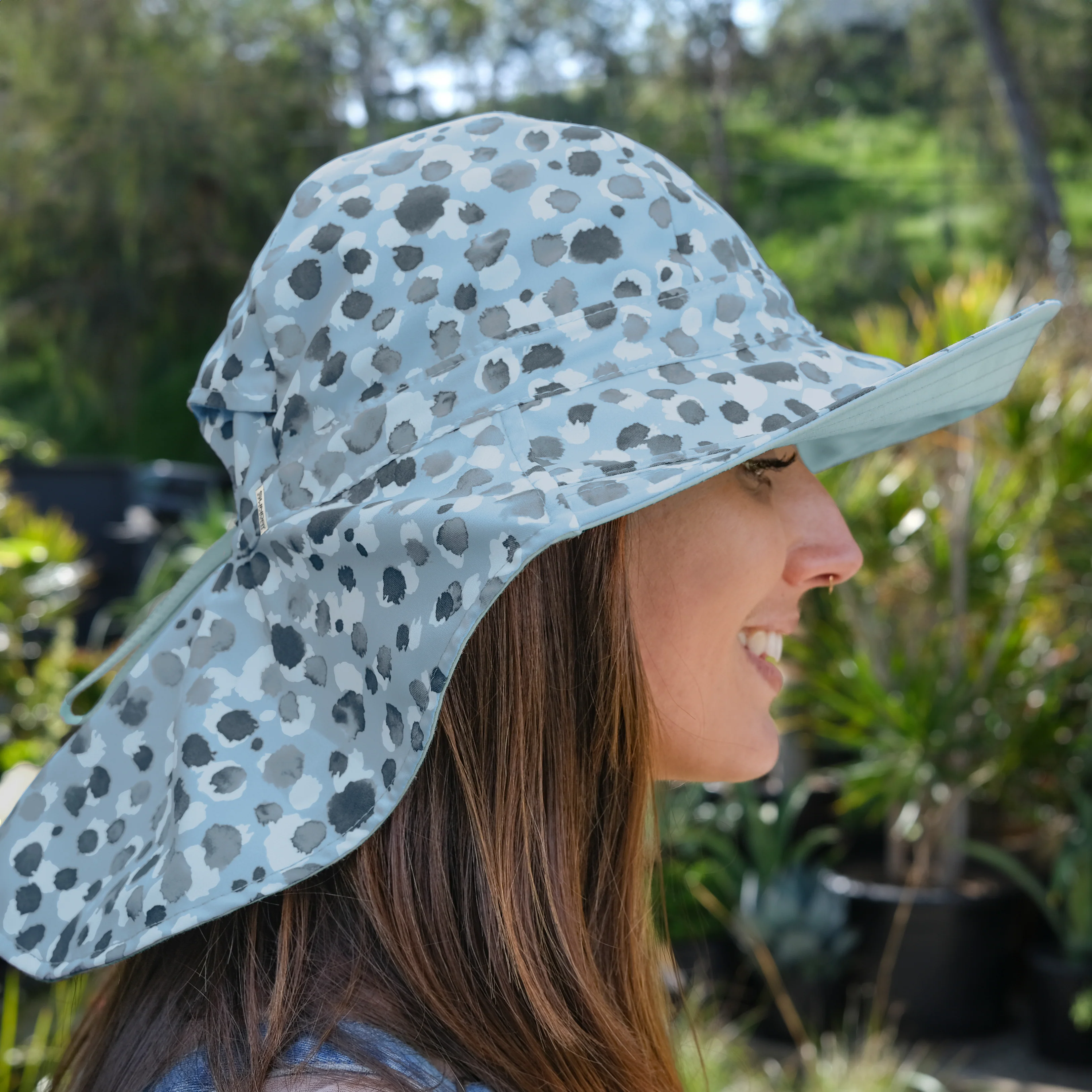 Natural Blend Cape - Image 4